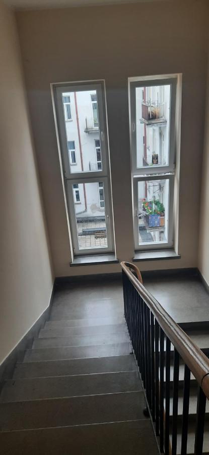 Apartment Mansarda Ogrod Saski Centrum Csk Zwirki I Wigury
